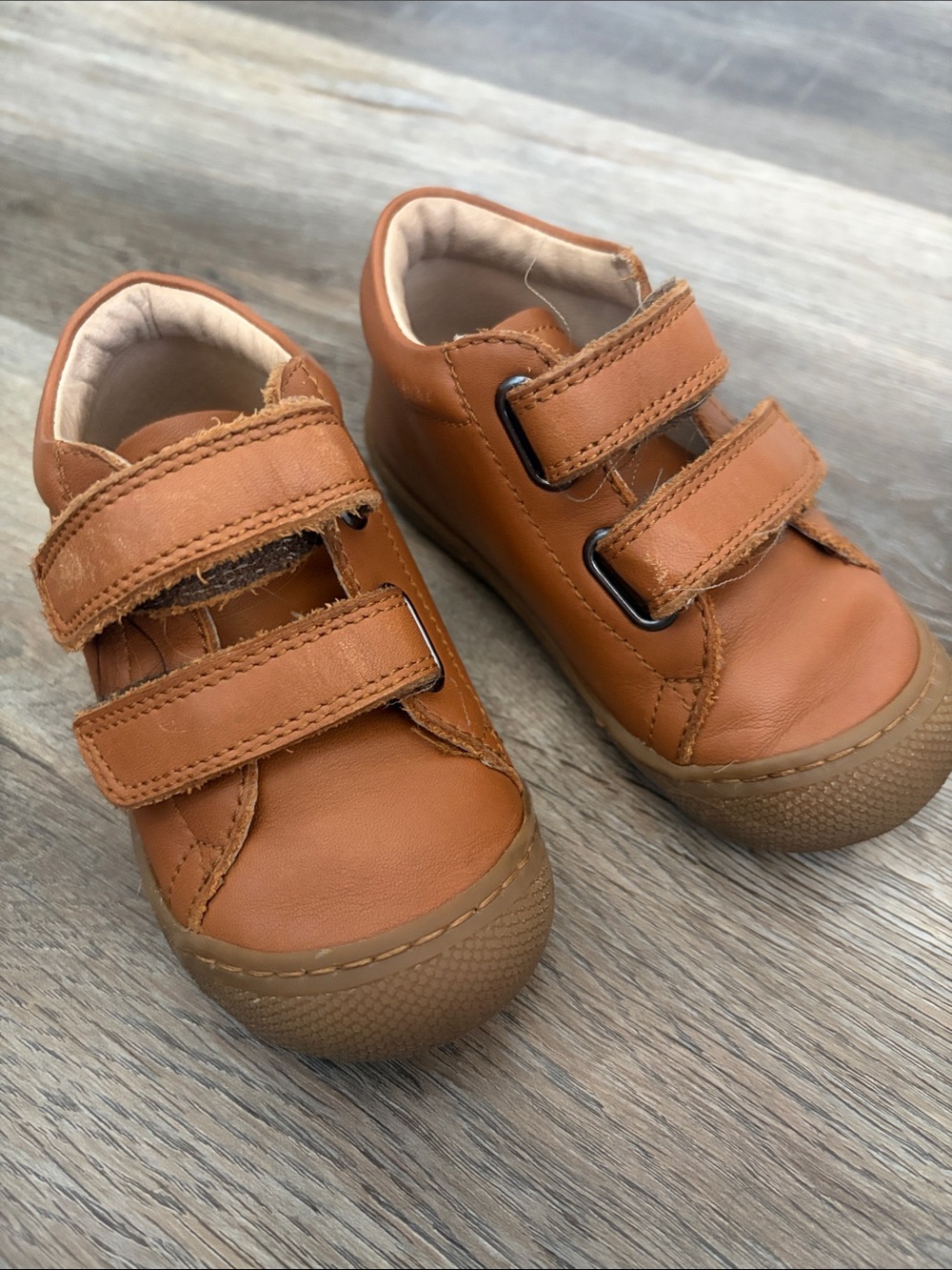 Naturino Kids Tan Leather Double-Strap Sneakers